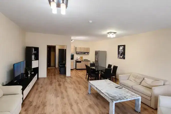 3-bedroom apartment in Zlatni Pyasyci