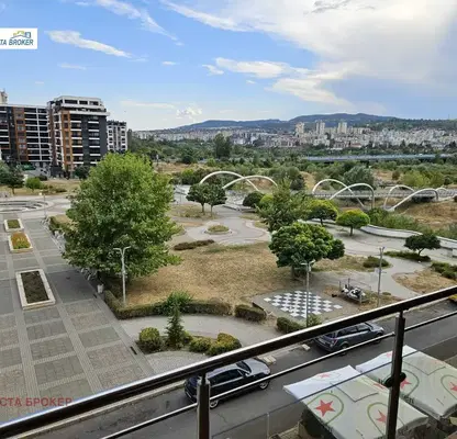 Photo 5 — Three-room apartment in the centre of Kardzhali with terrace