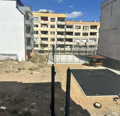 Снимка 2 — Двустаен апартамент в Кърджали, Възрожденци с тераса