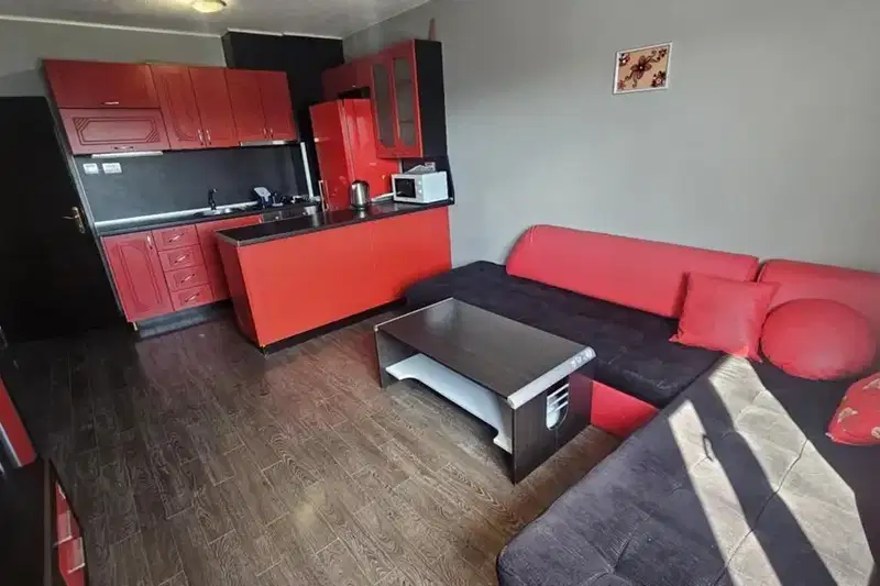 3-bedroom apartment in Kyrdjali, Vyzrojdenci