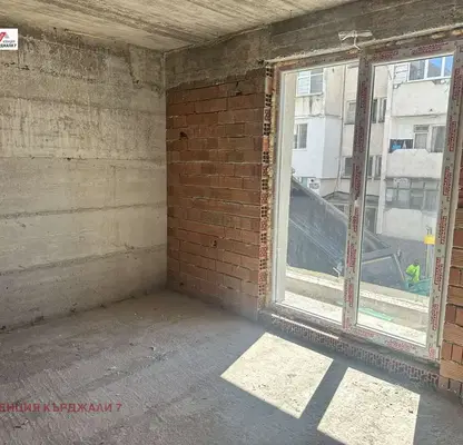 Снимка 5 — Тристаен апартамент в Кърджали, Възрожденци с две тераси