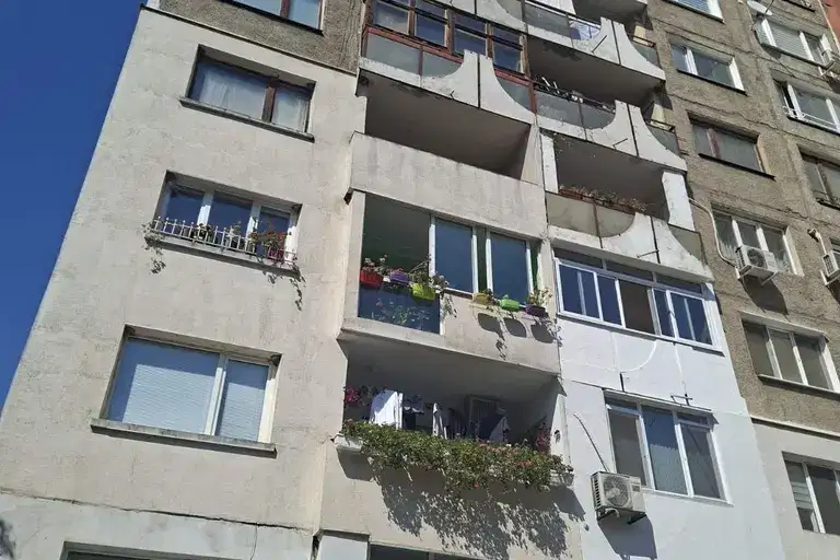 3-bedroom apartment in Kyustendil, Buzludja