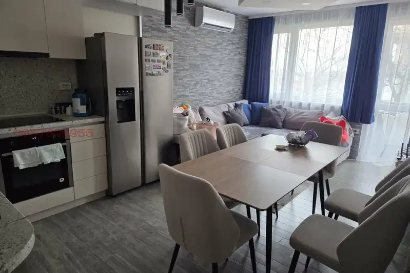 4-bedroom apartment in Kyustendil, Centyr
