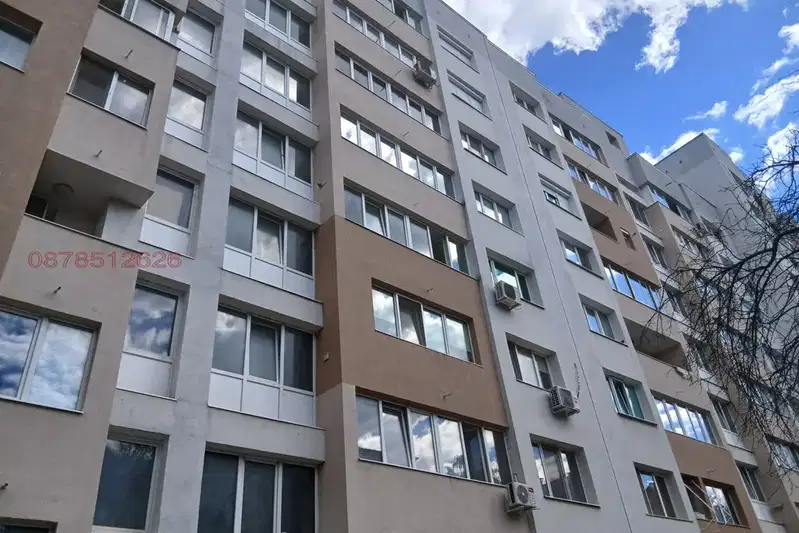 4-bedroom apartment in Lovech, Centyr