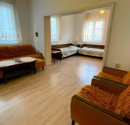 Photo 3 — Spacious 3-room apartment in Shirok Tsentar, Lovech with garage
