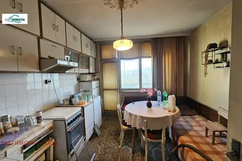 3-bedroom apartment in Lovech, Shirok Centyr