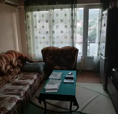 Снимка 4 — Тристаен апартамент във Велико Търново, Лясковец