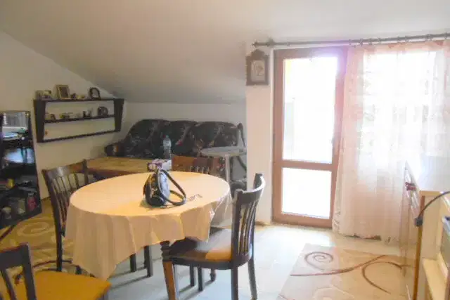 Two-level one-room apartment in Shirok Tsentar, Montana