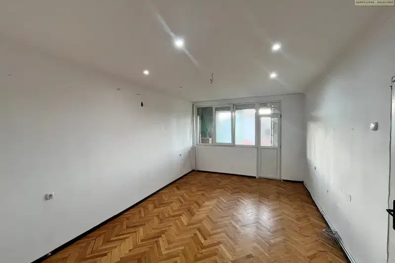 3-bedroom apartment in Montana, Shirok Centyr