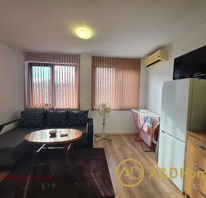 Photo 3 — One-room apartment in Nesebar near the beach