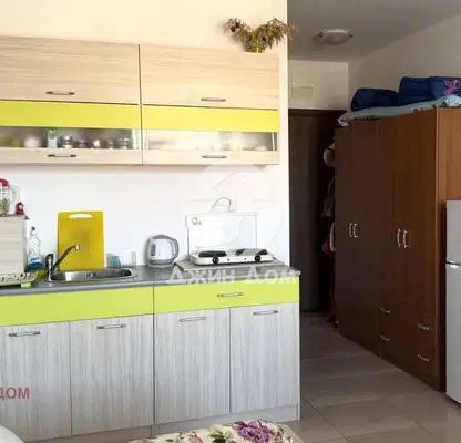 Photo 4 — One-room apartment in Nesebar with terrace and elevator