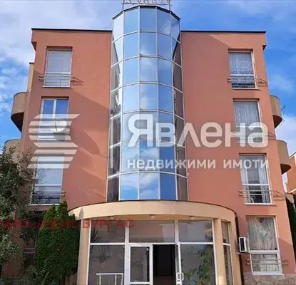 Снимка 2 — Двустаен апартамент с голяма тераса в кв. Аурелия, Несебър