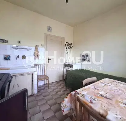 Снимка 4 — Тристаен апартамент с панорамна гледка в Нови пазар