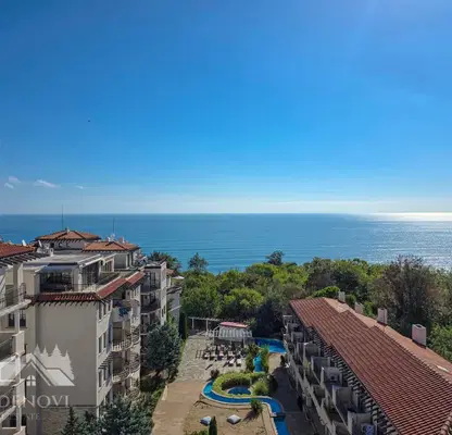 Photo 2 — Spacious 3-room apartment with sea view in Obzor