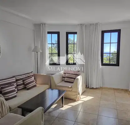 Photo 4 — Spacious 3-room apartment with sea view in Obzor