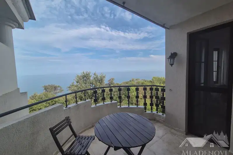 3-bedroom apartment in Burgas, Obzor