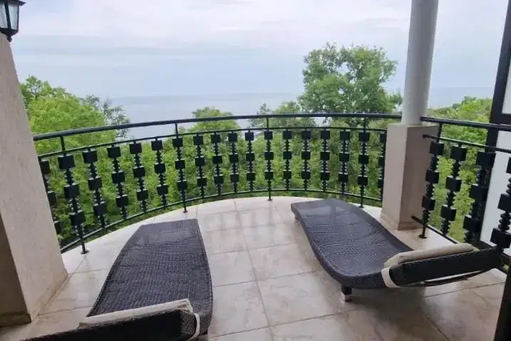 3-bedroom apartment in Burgas, Obzor