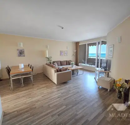Photo 3 — 4-room apartment with sea view in Obzor, gated complex