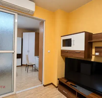 Photo 2 — 2-bedroom apartment in Pazardjik, Centyr