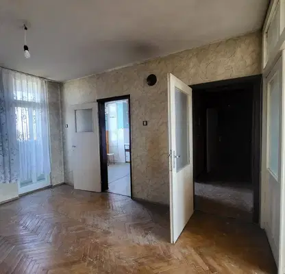 Photo 4 — 4-bedroom apartment in Pazardjik, Centyr