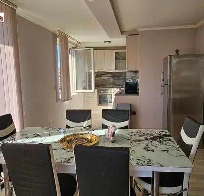 Photo 2 — 2-bedroom apartment in Pazardjik, Centyr