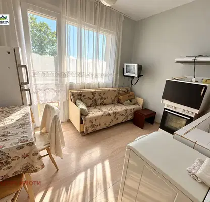 Photo 2 — Two-room apartment in Pazardzhik with terrace and elevator