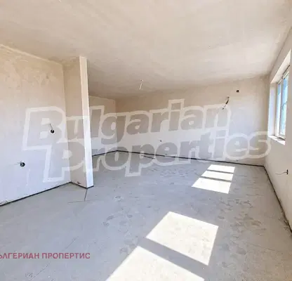 Снимка 2 — Двустаен апартамент 82 кв.м. в Пазарджик, Окръжна болница