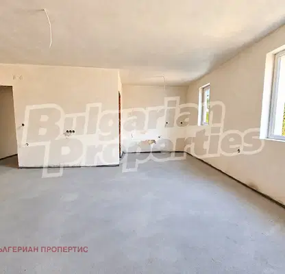 Снимка 3 — Тристаен апартамент с тераса в Пазарджик, Окръжна болница