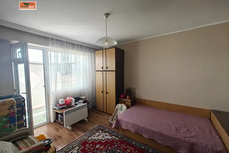 Four-room apartment in Yabulkite, Pazardzhik with terrace
