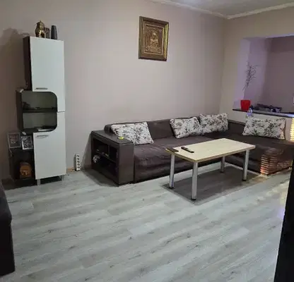 Photo 3 — Three-room apartment in Pazardzhik, Zapad district with enclosed terrace
