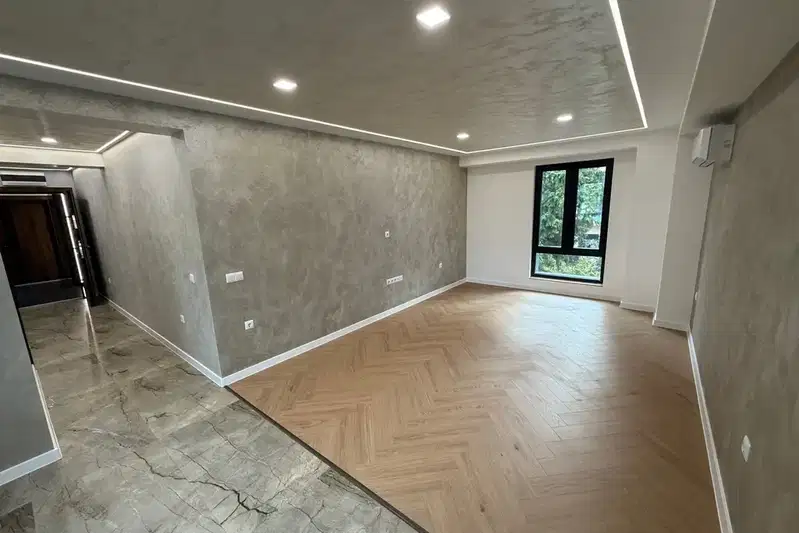 Two-room apartment in Center, Pernik with parking and video surveillance