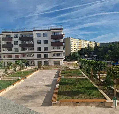 Снимка 4 — Боксониера с голяма тераса в кв. Изток, Перник