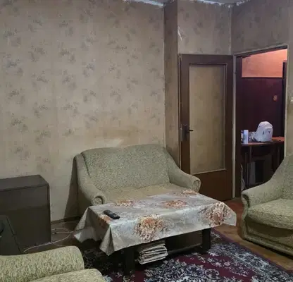 Снимка 4 — Гарсониера 1-стаен в кв. Изток, Перник на последен етаж