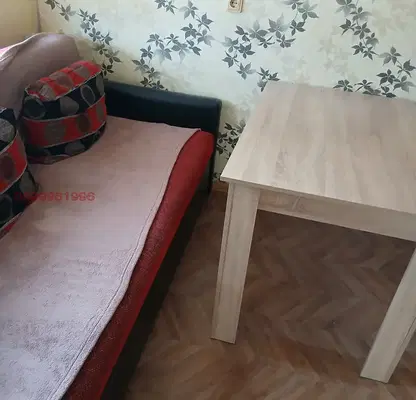 Снимка 3 — Гарсониера с тераса в кв. Изток, Перник, с паркомясто