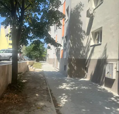 Photo 2 — Three-room apartment with two terraces in Izgrev district, Pestera
