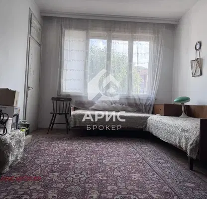 Photo 2 — 3-bedroom apartment in Pazardjik, Peshtera