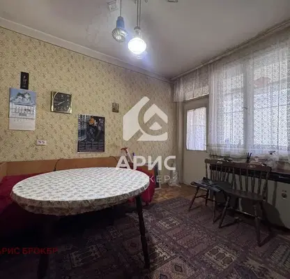 Photo 4 — 3-bedroom apartment in Pazardjik, Peshtera