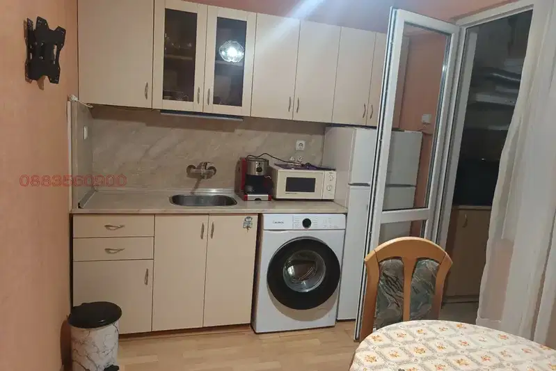 Two-room apartment in Druzhba 4, Pleven with elevator