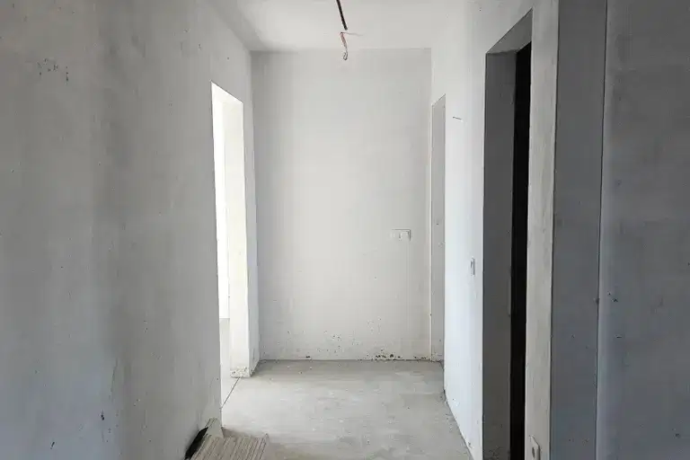 3-bedroom apartment in Pleven, Idealen Centyr