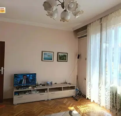 Снимка 3 — Тристаен апартамент с две тераси в Идеален център, Плевен