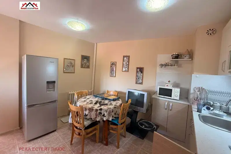 3-bedroom apartment in Pleven, Idealen Centyr
