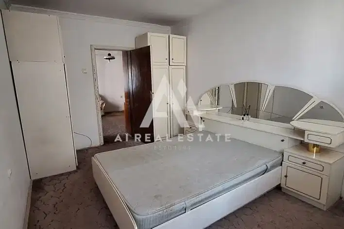 3-bedroom apartment in Pleven, Idealen Centyr