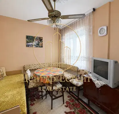 Photo 5 — Two-room apartment in Shirok Tsentar, Pleven with elevator