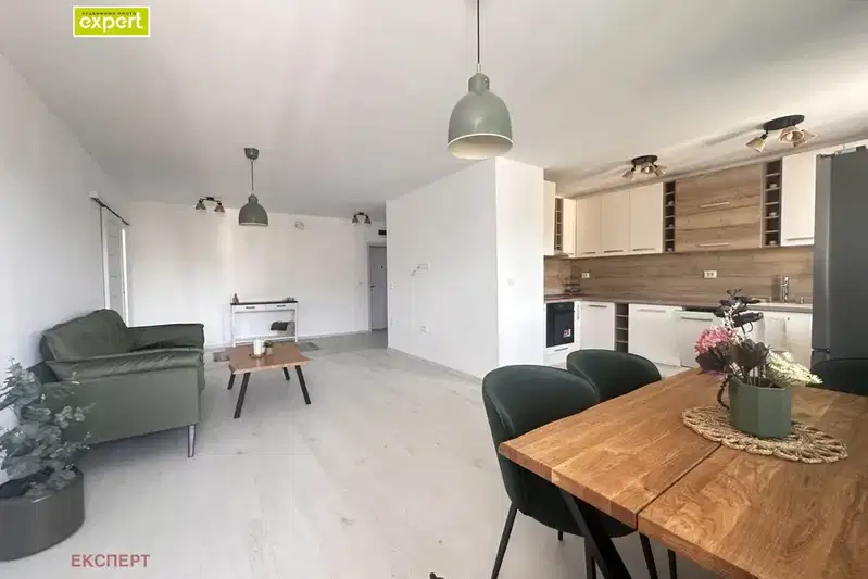 3-bedroom apartment in Pleven, Shirok Centyr