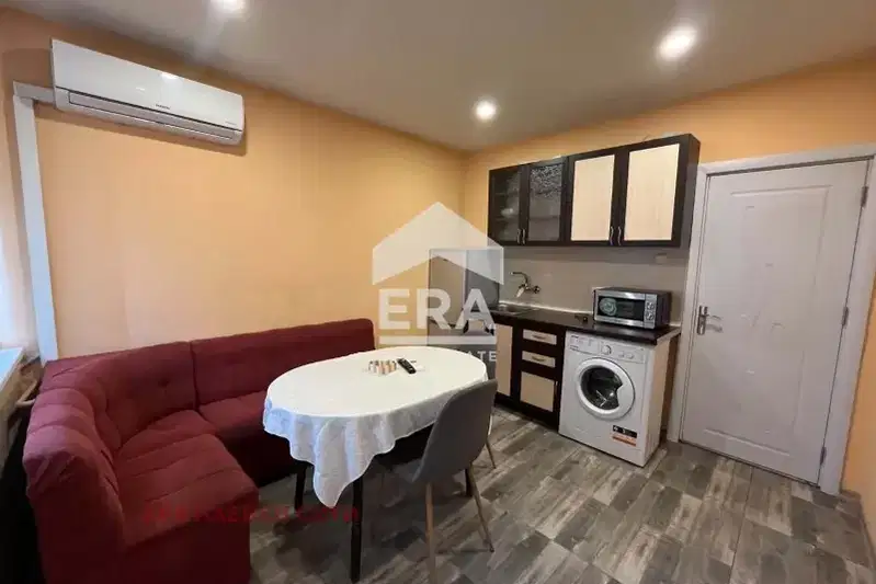 Two-room apartment in Shirok tsentar, Pleven with elevator