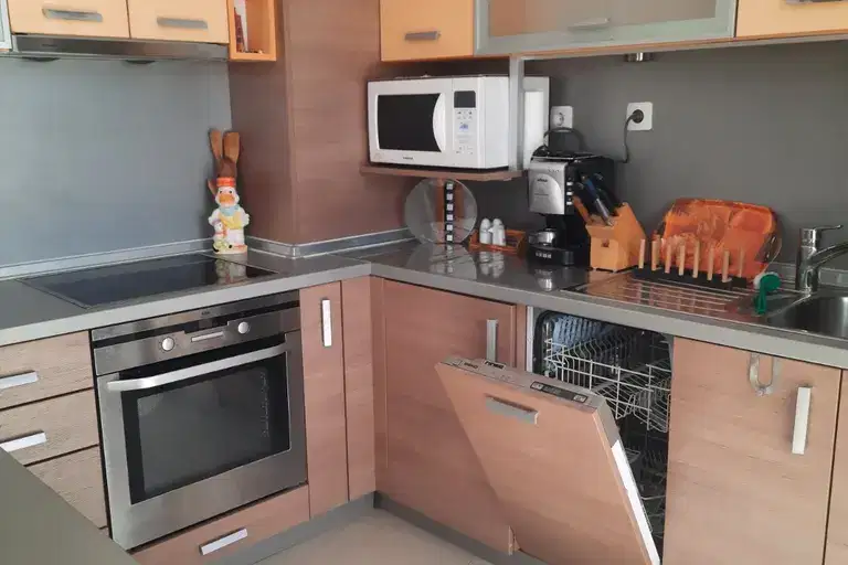 Three-room apartment in Shirok Tsentar, Pleven with two terraces