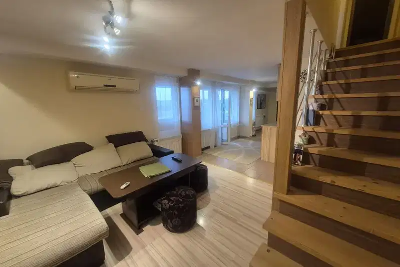 Maisonette in Pleven, Shirok Centyr
