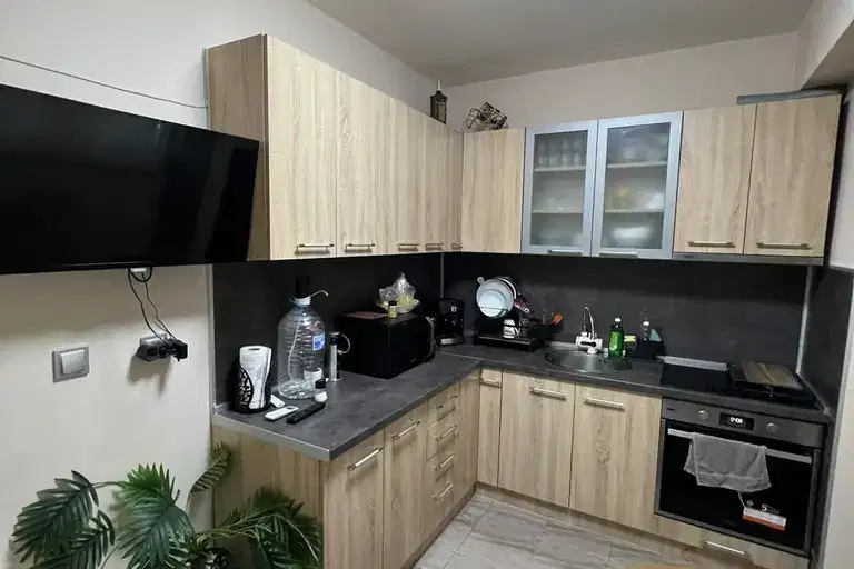 Two-room apartment with terrace in Storgozia, Pleven