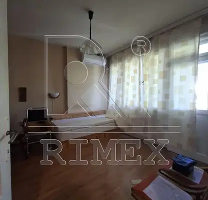 Photo 3 — 3-bedroom apartment in Plovdiv, Centyr