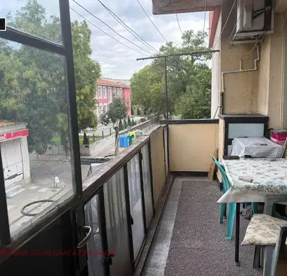 Снимка 2 — Тристаен апартамент с две тераси в Център, Пловдив